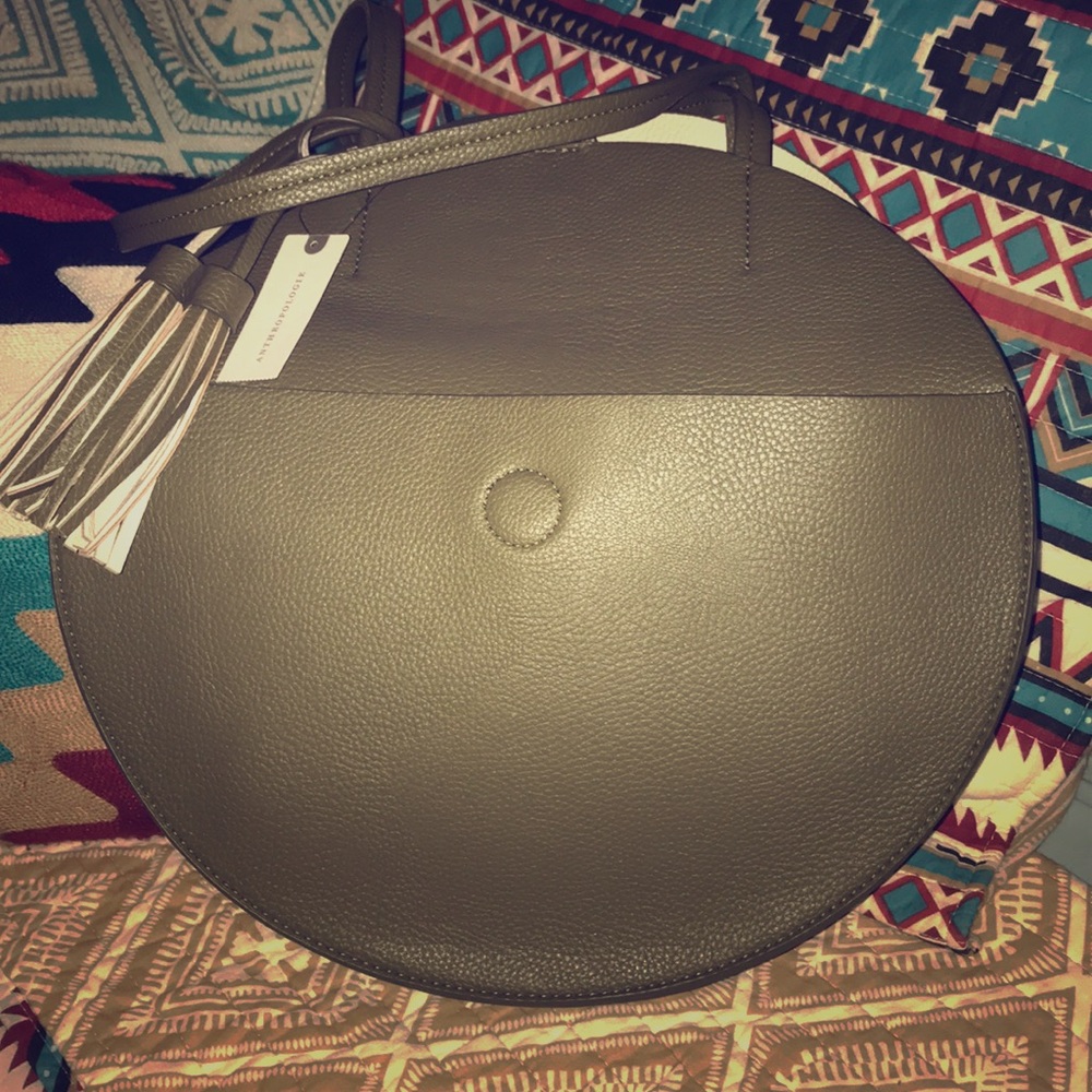 Olive Leather circle purse